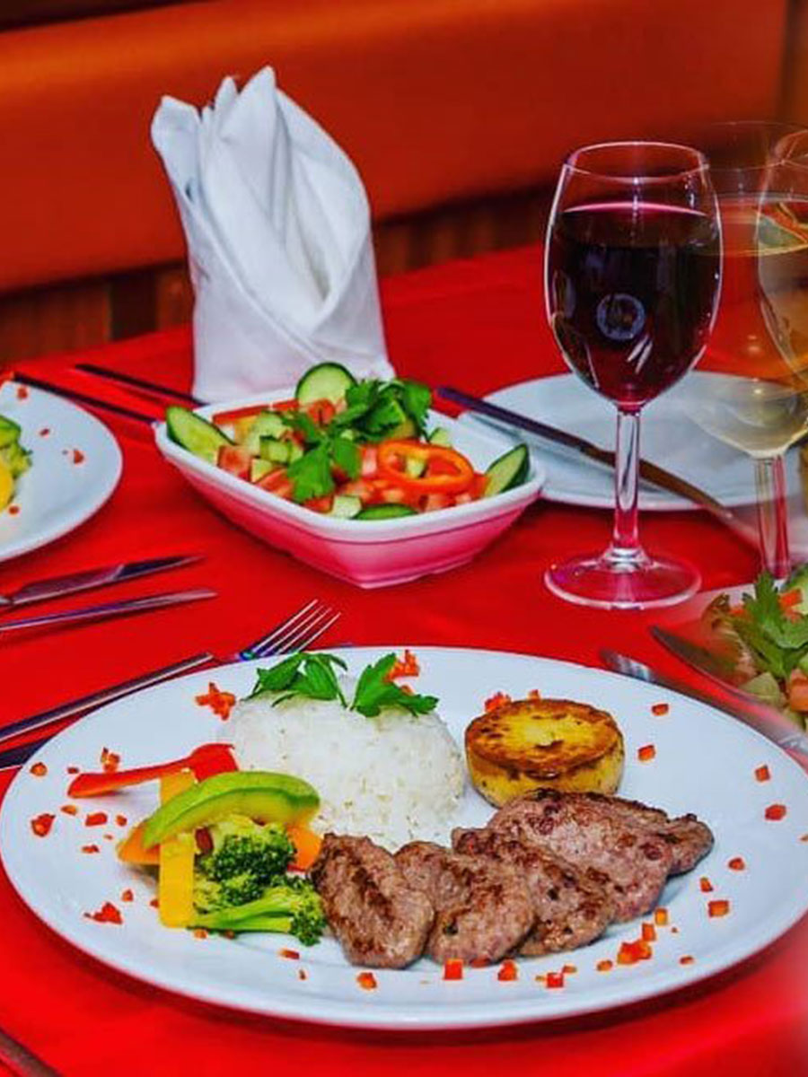 Dinner Cruise in Istanbul