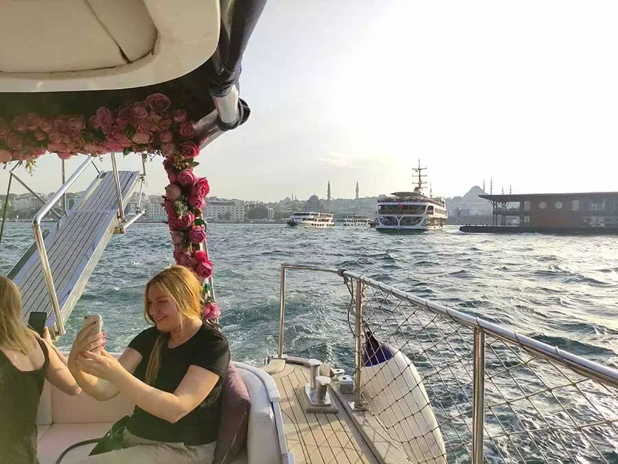 Private Bosphorus Sightseeing Cruise — Istanbul