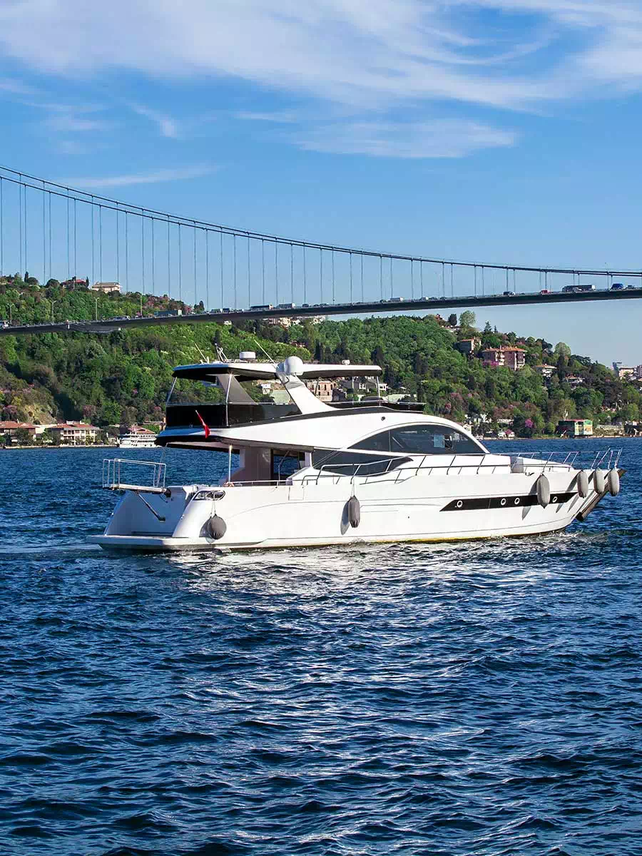 Private Bosphorus Lunch Cruise